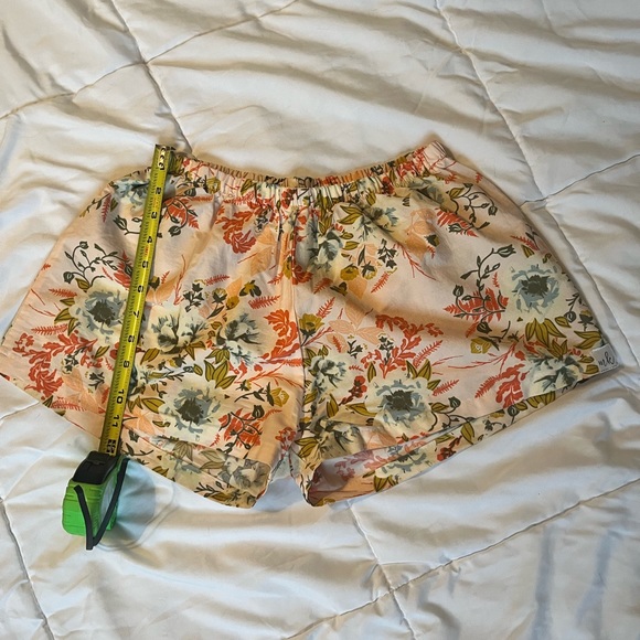 PJ Set Floral - Picture 9 of 9